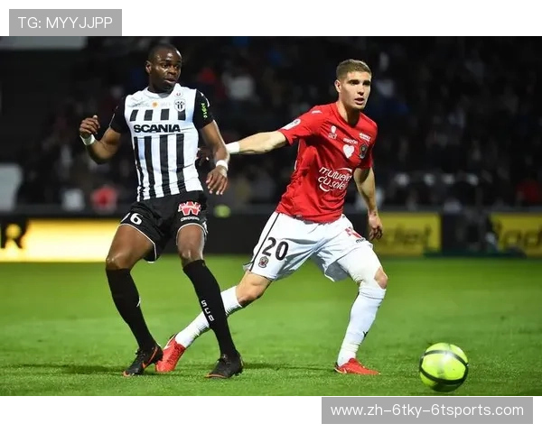 法甲新赛季各队夺冠概率预测与变化趋势